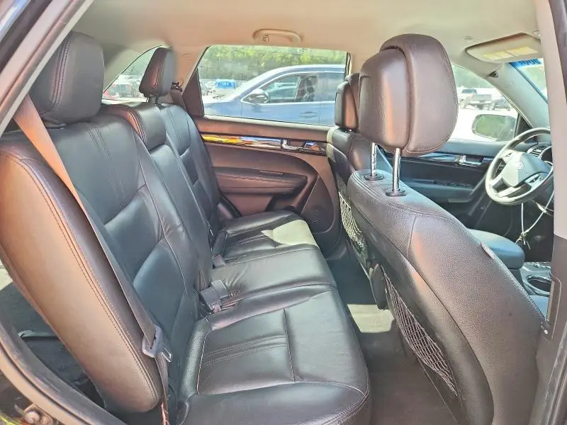 2012 KIA SORENTO LX  