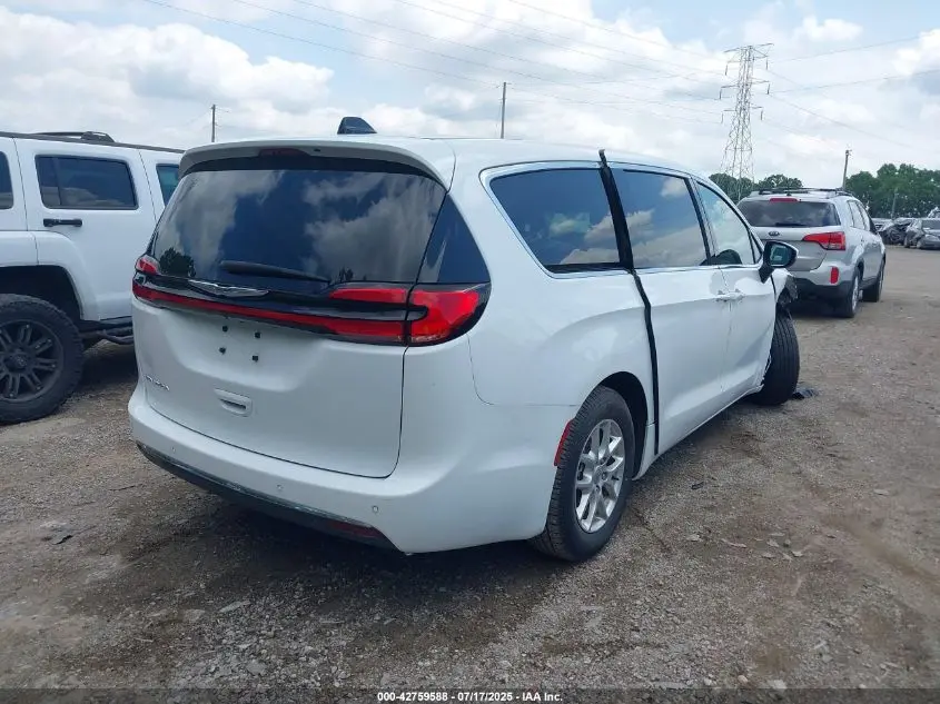 2023 CHRYSLER PACIFICA TOURING L