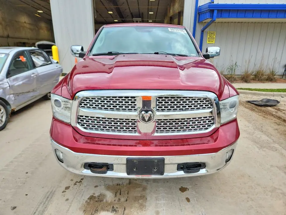 2015 RAM 1500 LARAMIE  