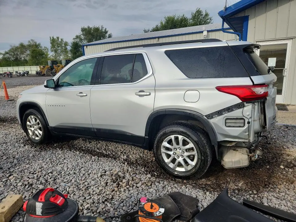 2020 CHEVROLET TRAVERSE LT  