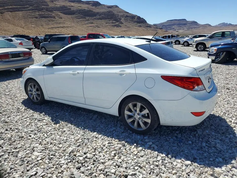 2014 HYUNDAI ACCENT GLS  
