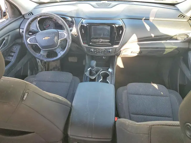 2021 CHEVROLET TRAVERSE LT  