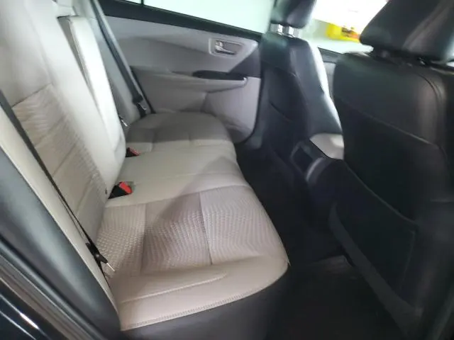 2015 TOYOTA CAMRY LE  