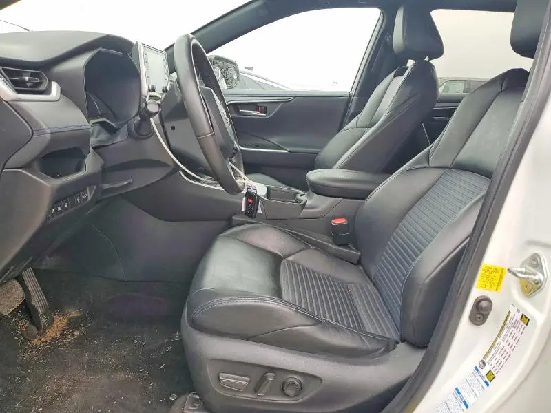 2021 TOYOTA RAV4 XSE  