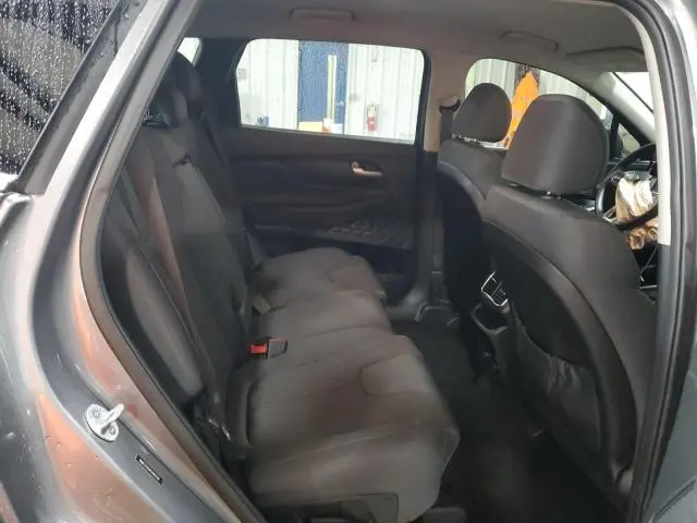 2019 HYUNDAI SANTA FE SE  