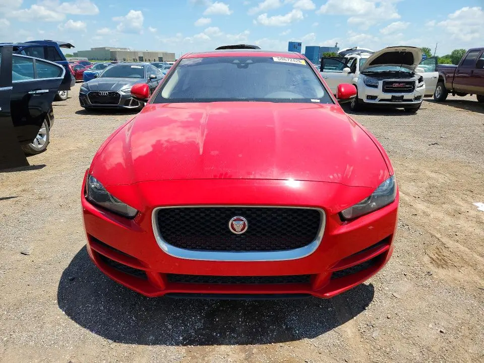 2018 JAGUAR XE PRESTIGE  