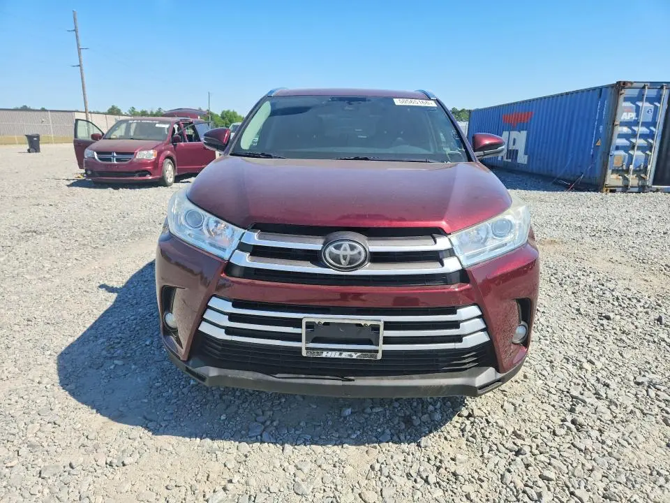 2018 TOYOTA HIGHLANDER XLE  