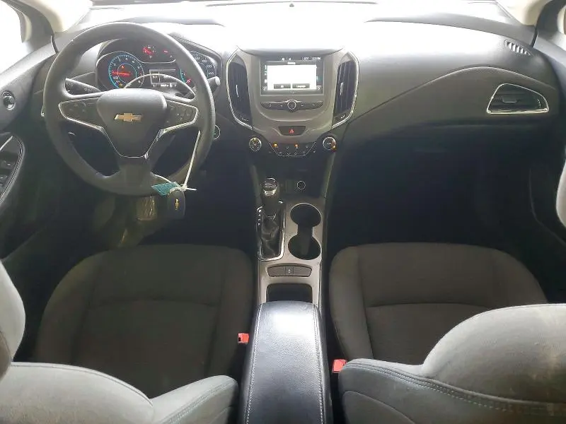 2016 CHEVROLET CRUZE LT  