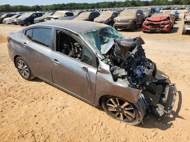 2020 NISSAN VERSA SV