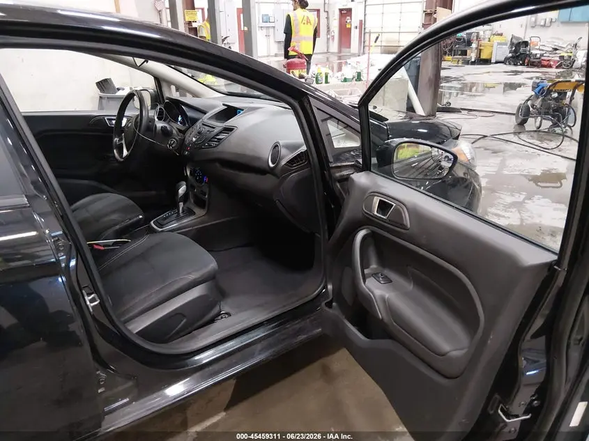 2014 FORD FIESTA SE