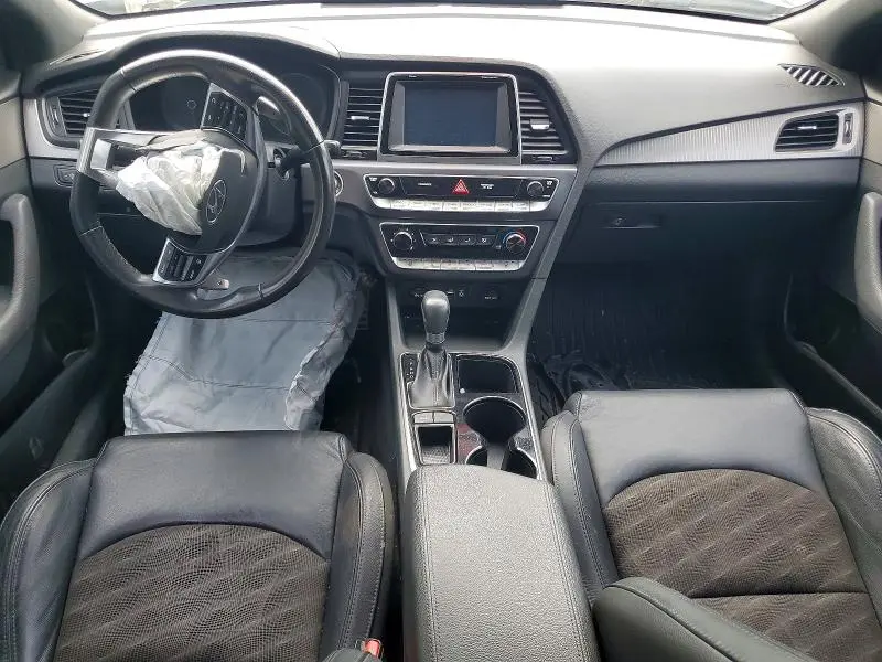 2018 HYUNDAI SONATA SPORT  