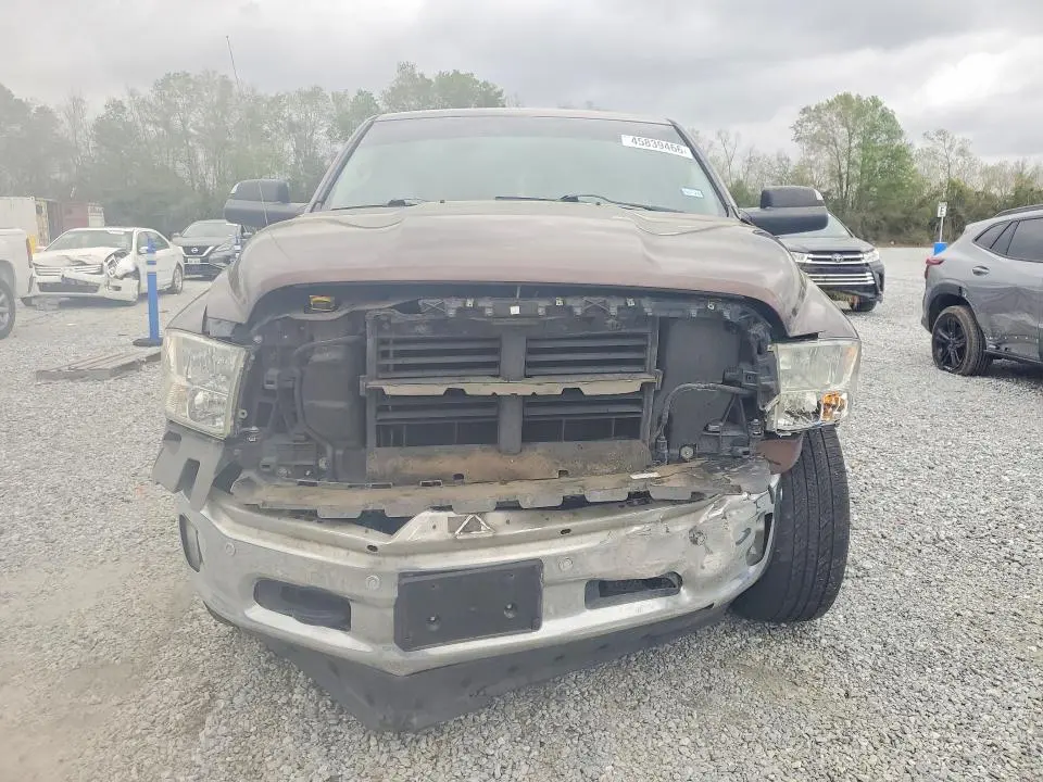 2014 RAM 1500 SLT  