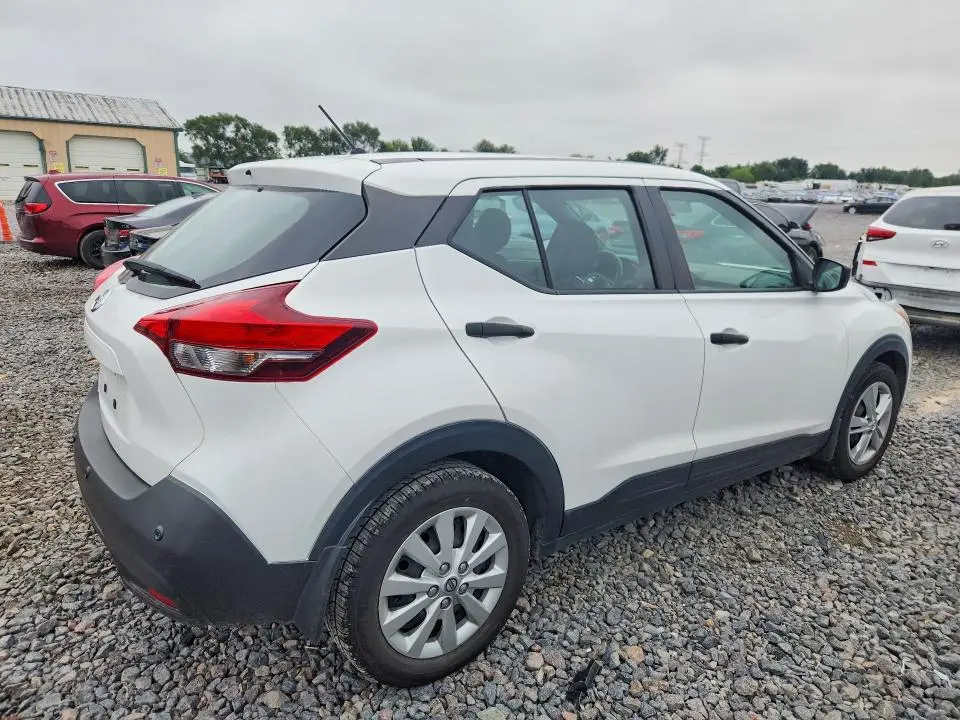 2020 NISSAN KICKS S  