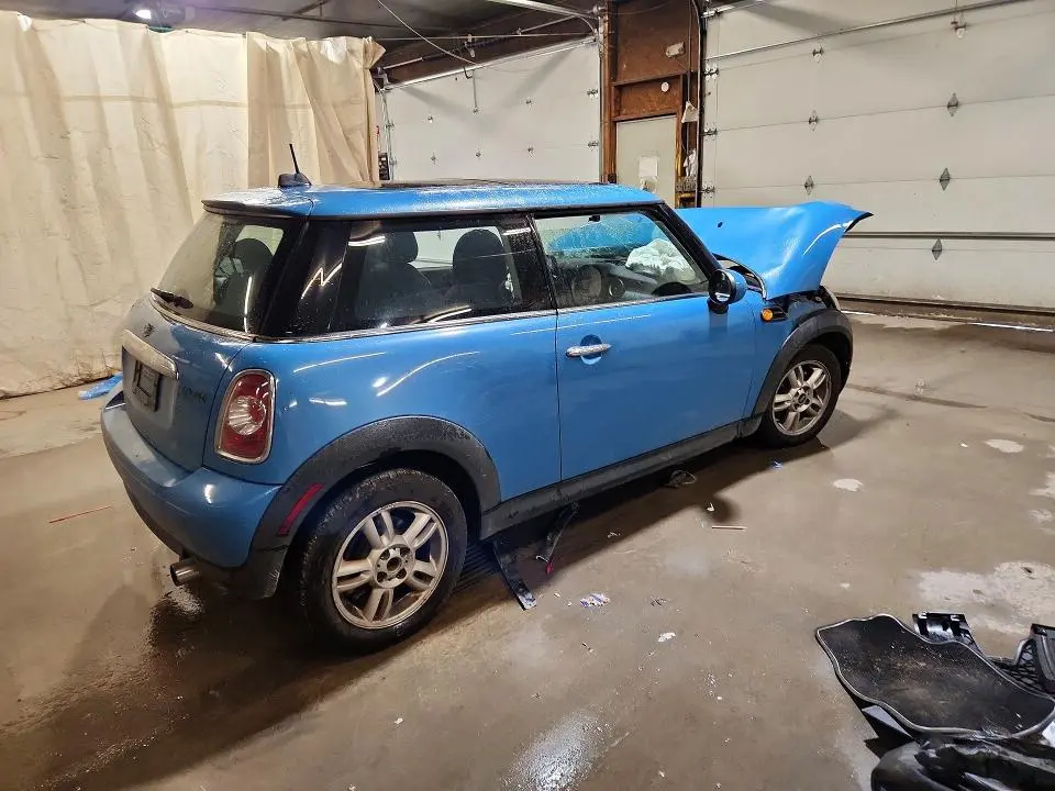 2013 MINI COOPER   