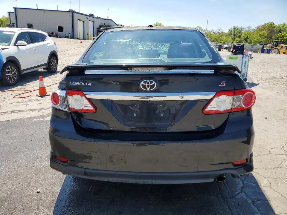 2011 TOYOTA COROLLA S  