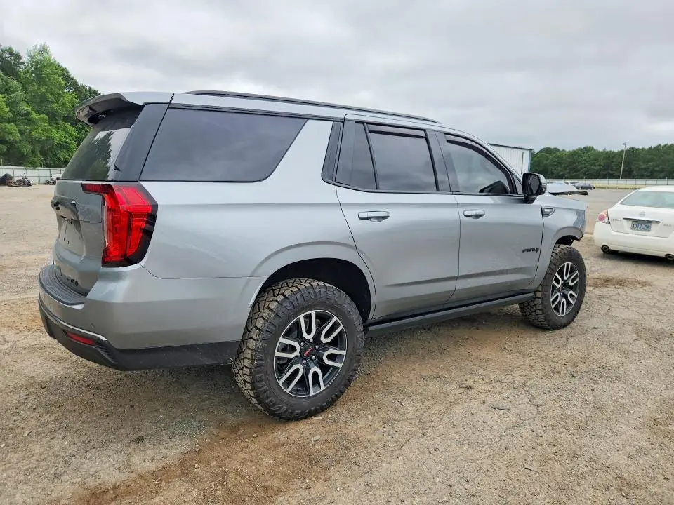 2024 GMC YUKON AT4  