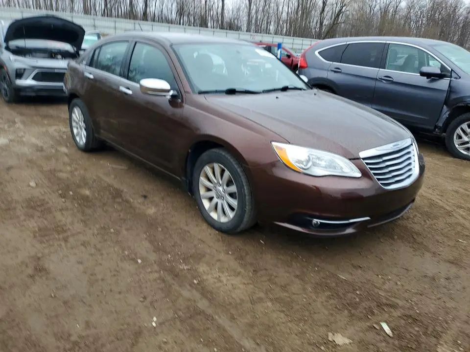 2013 CHRYSLER 200 LIMITED  
