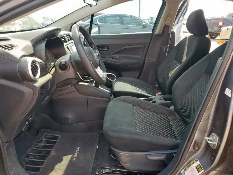 2020 NISSAN VERSA S  