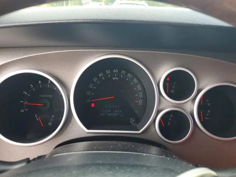 2013 TOYOTA TUNDRA PLATINUM  