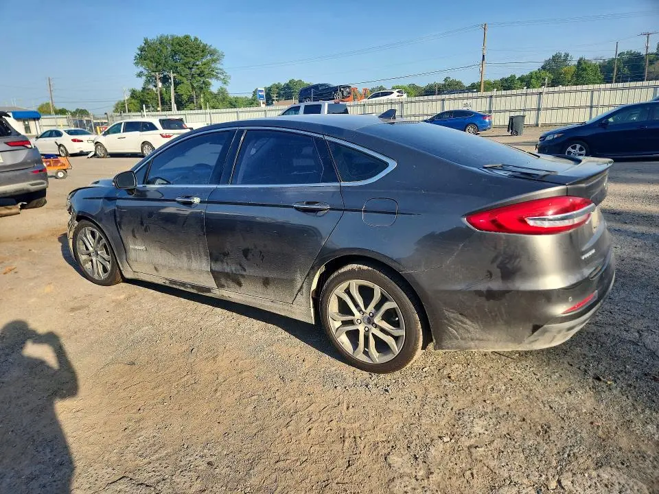2019 FORD FUSION TITANIUM  