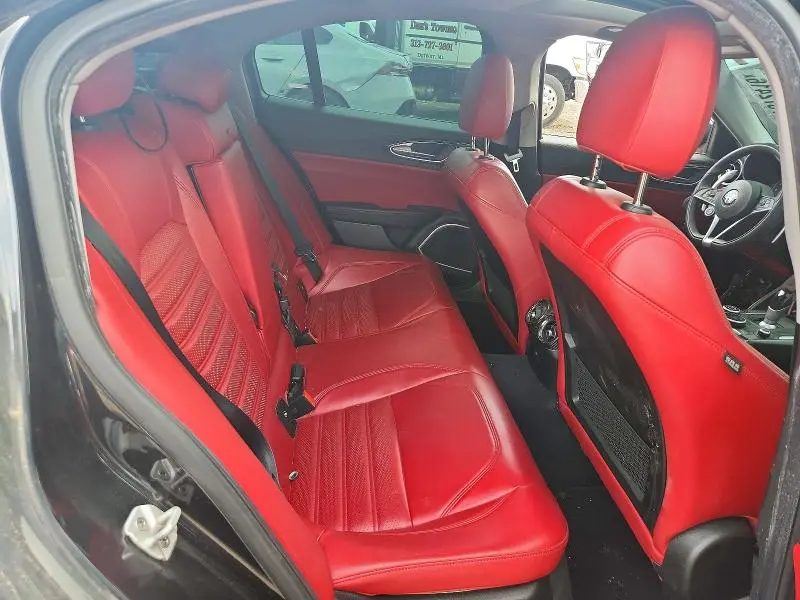 2017 ALFA ROMEO GIULIA TI Q4  