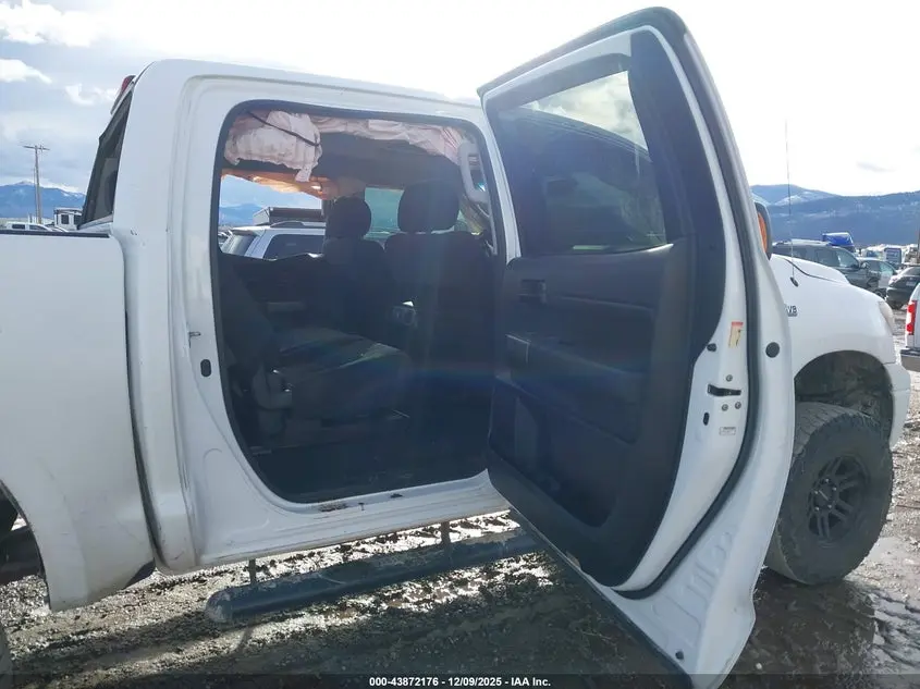 2010 TOYOTA TUNDRA SR5 5.7L V8