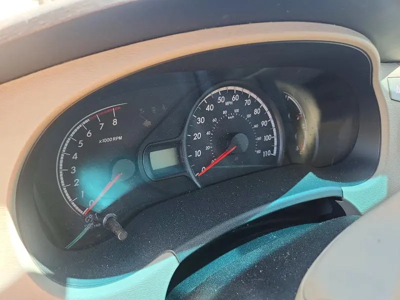 2014 TOYOTA SIENNA LE  