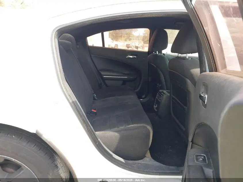 2014 DODGE CHARGER SE