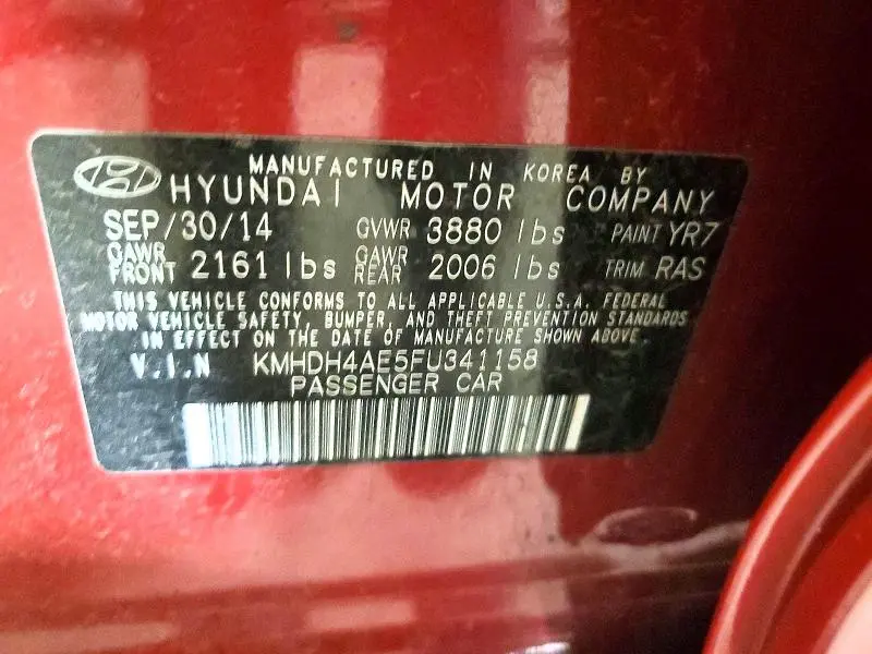 2015 HYUNDAI ELANTRA SE  