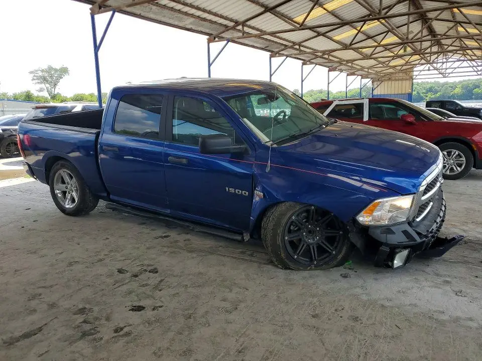 2015 RAM 1500 ST  