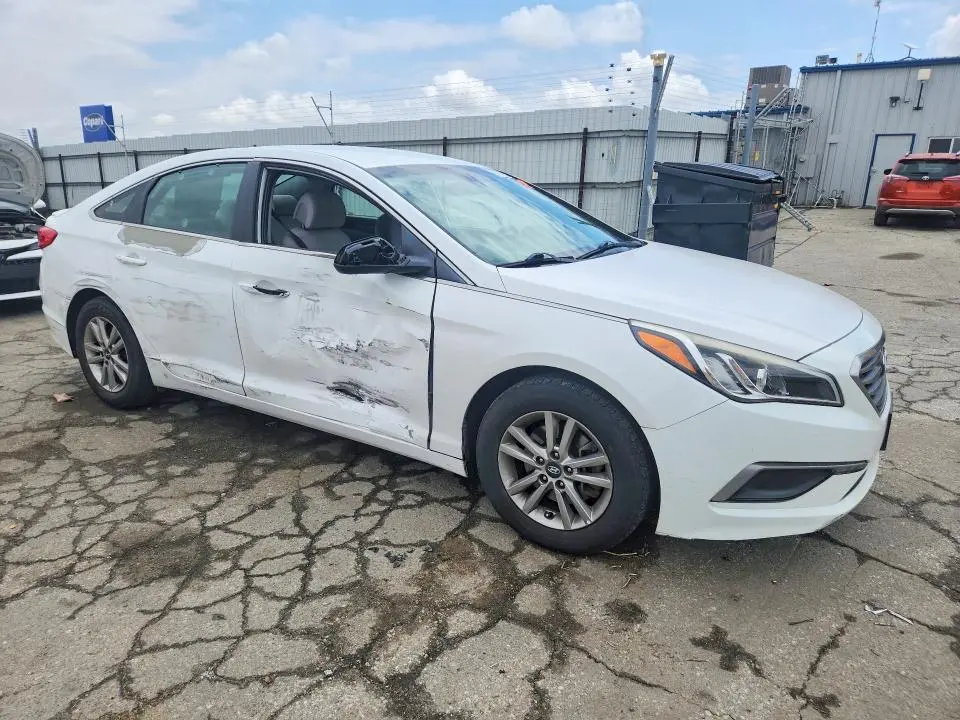 2017 HYUNDAI SONATA SE  
