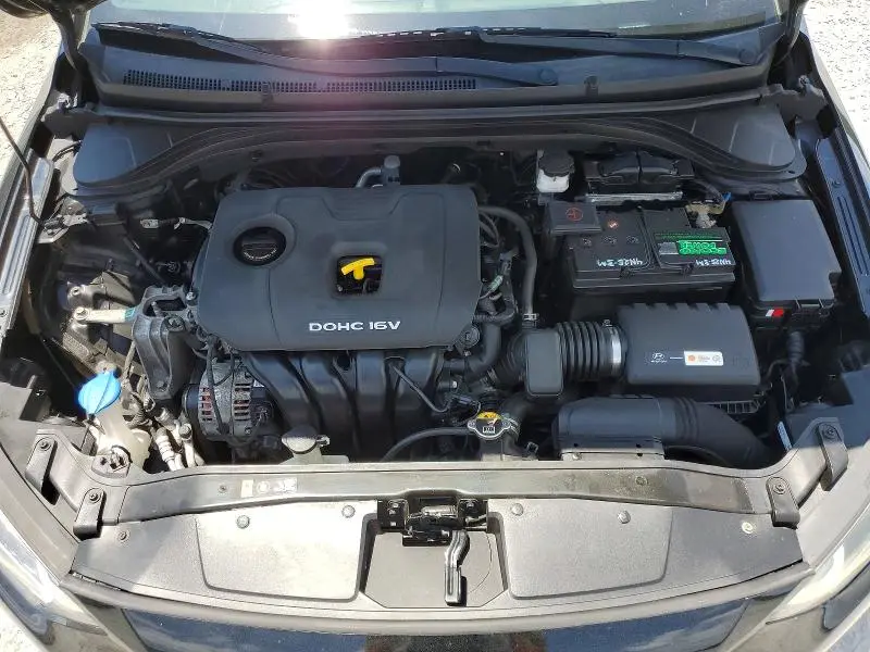 2018 HYUNDAI ELANTRA SE  