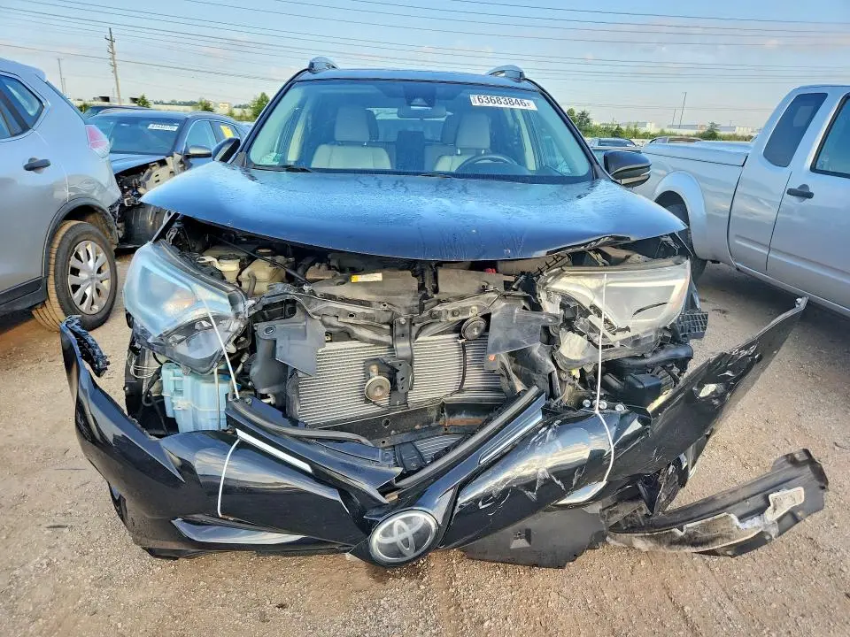 2016 TOYOTA RAV4 XLE  