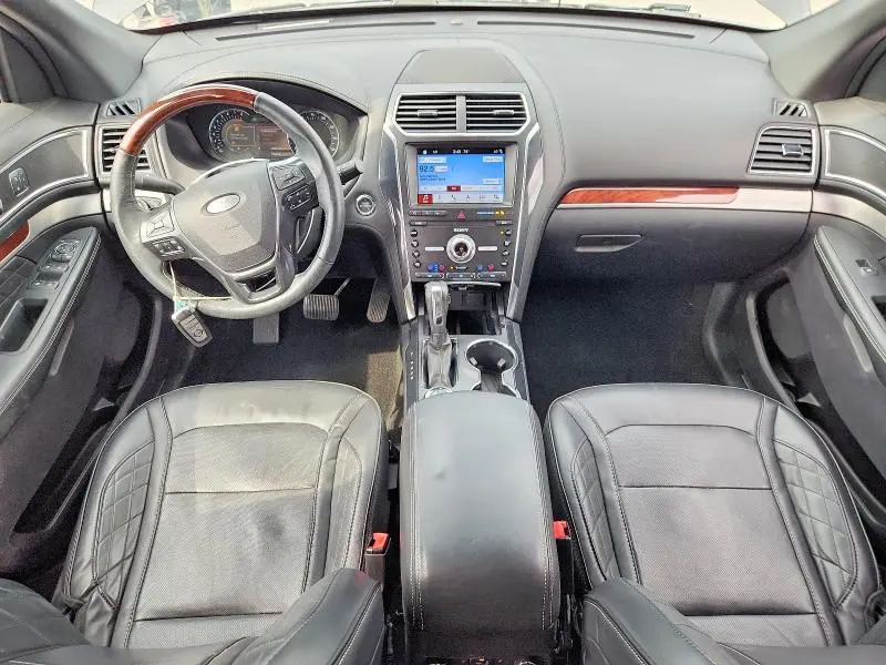 2019 FORD EXPLORER PLATINUM  