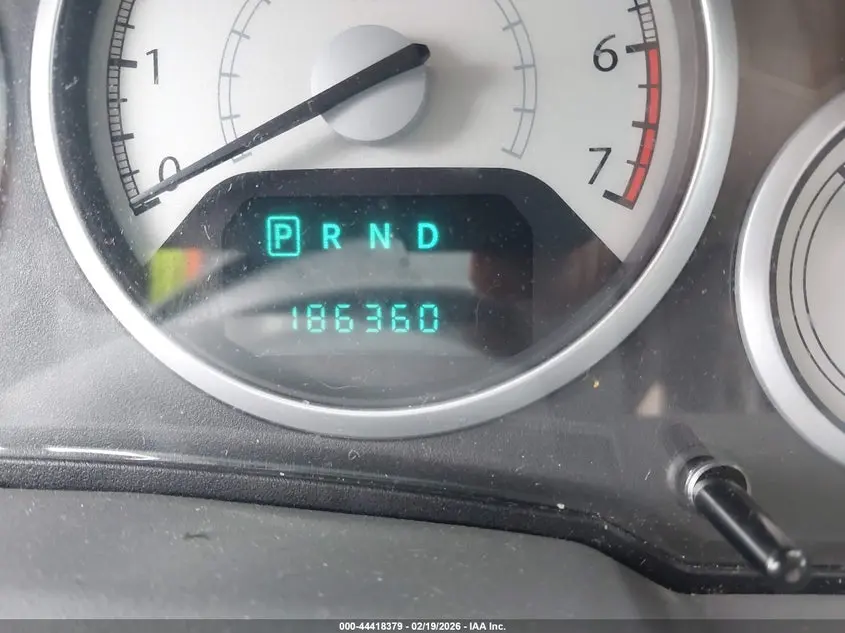 2010 CHRYSLER TOWN & COUNTRY TOURING