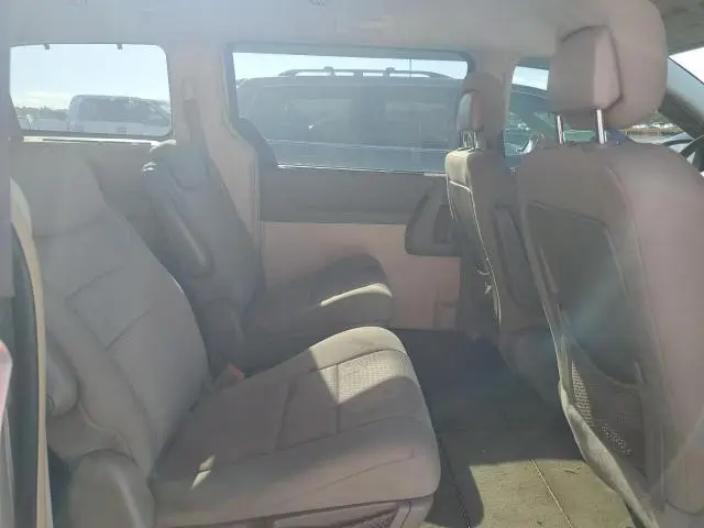 2010 CHRYSLER TOWN & COUNTRY TOURING  