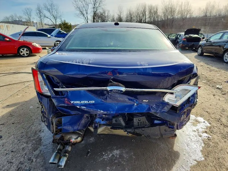2011 FORD TAURUS LIMITED  