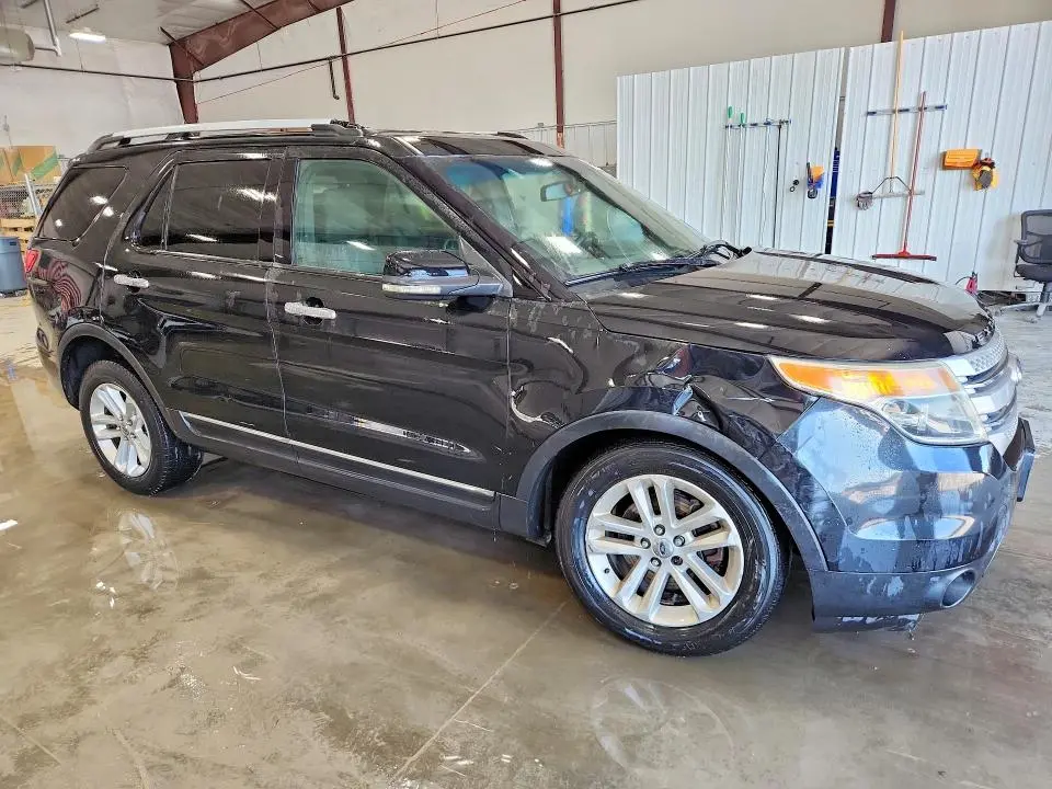 2011 FORD EXPLORER XLT  