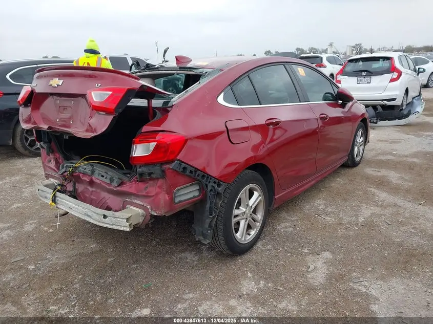 2018 CHEVROLET CRUZE LT AUTO