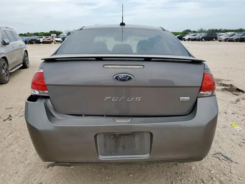 2010 FORD FOCUS SES  