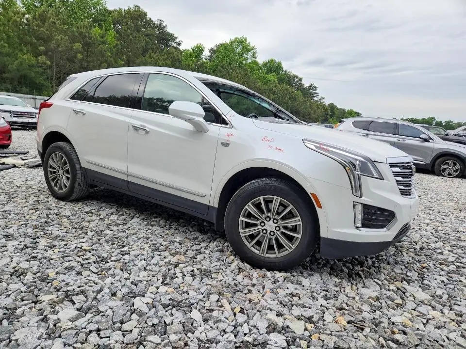 2018 CADILLAC XT5 LUXURY  