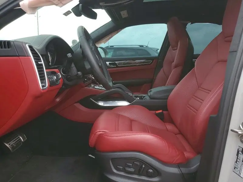 2023 PORSCHE CAYENNE TURBO S E-HYBRID  