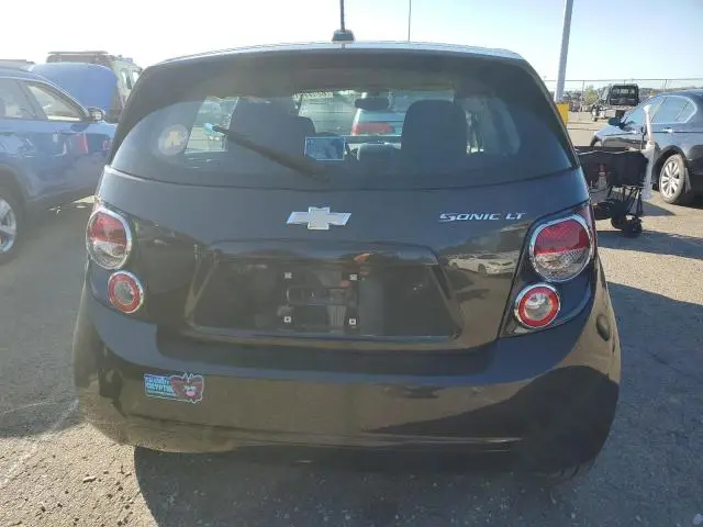 2016 CHEVROLET SONIC LT  