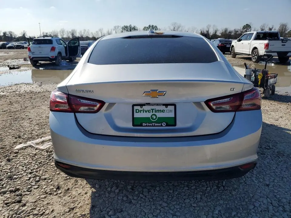 2022 CHEVROLET MALIBU LT  