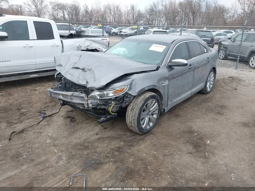 2011 FORD TAURUS LIMITED