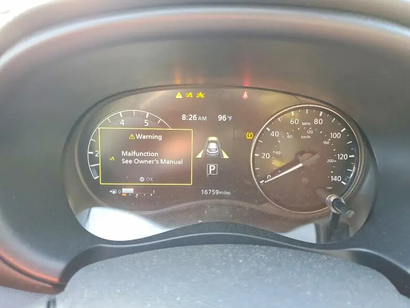 2023 NISSAN KICKS SR  