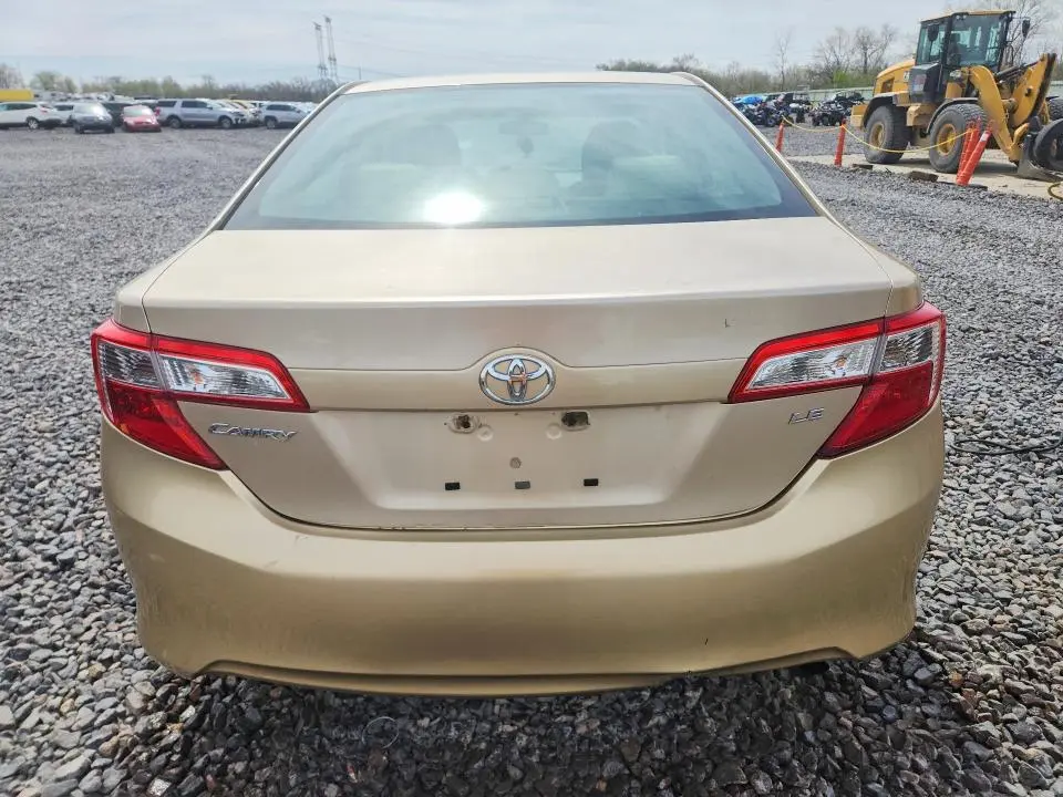 2012 TOYOTA CAMRY LE  