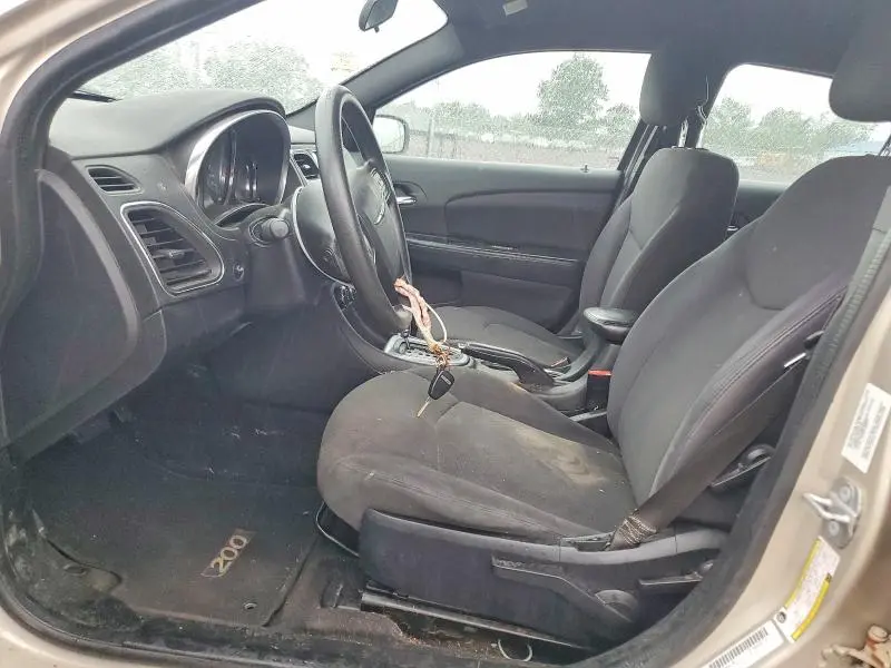 2014 CHRYSLER 200 LX  