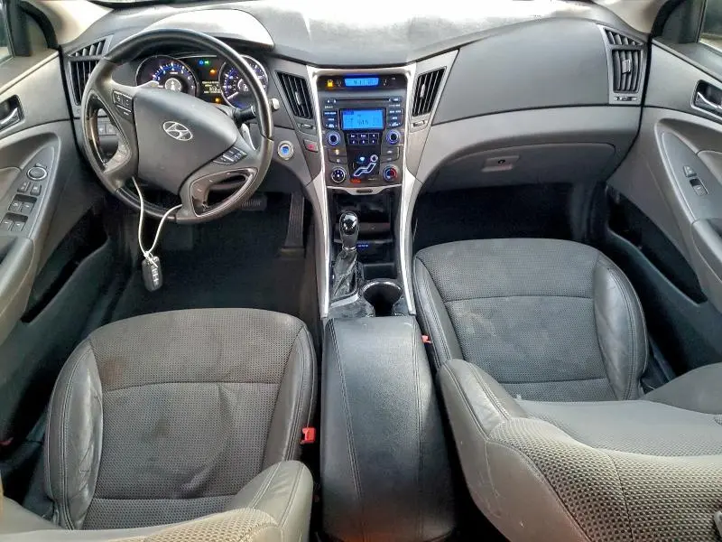 2013 HYUNDAI SONATA SE  