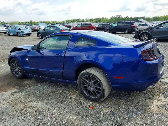 2013 FORD MUSTANG   